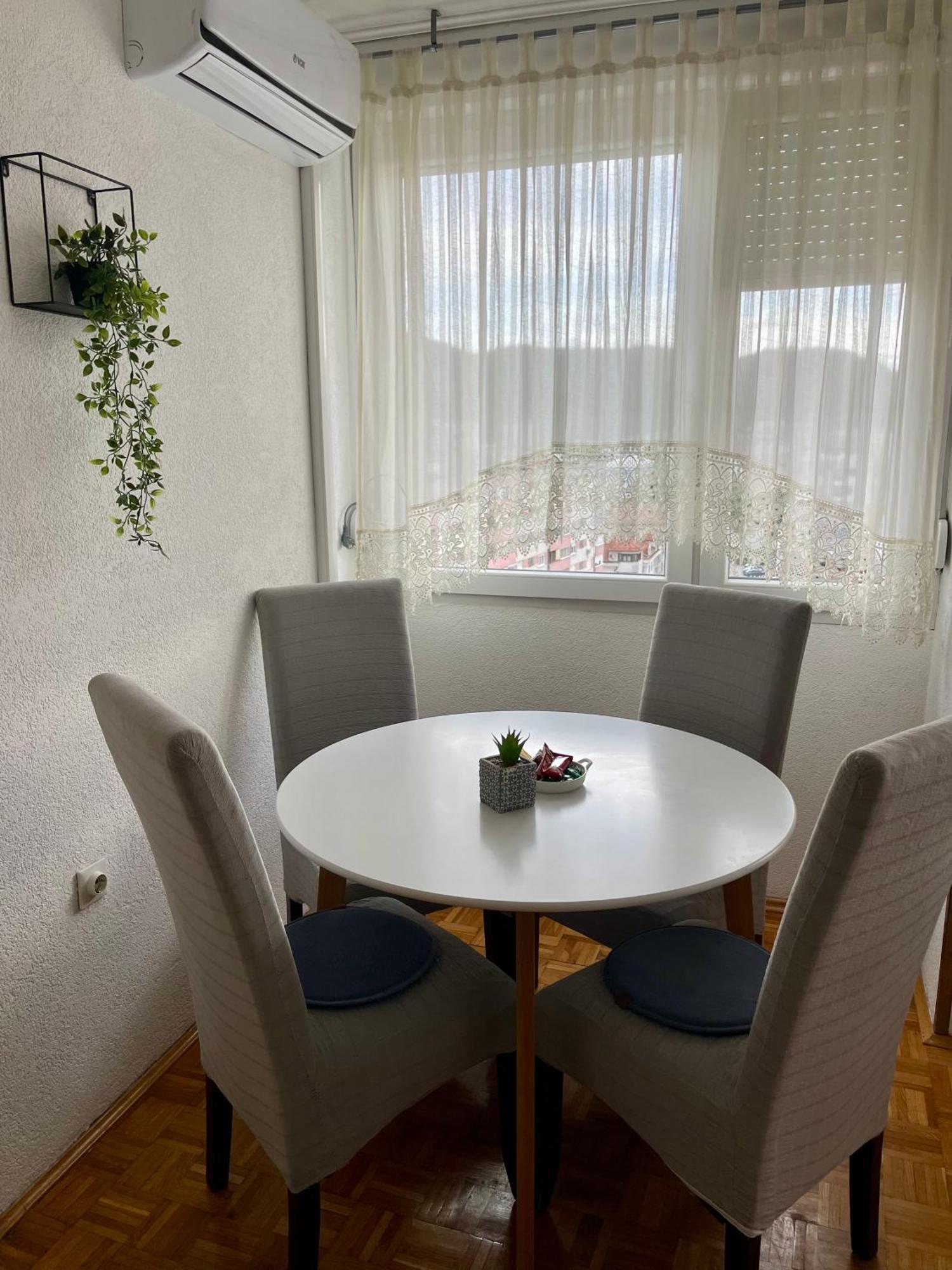 Apartman Maja Баня-Лука Экстерьер фото