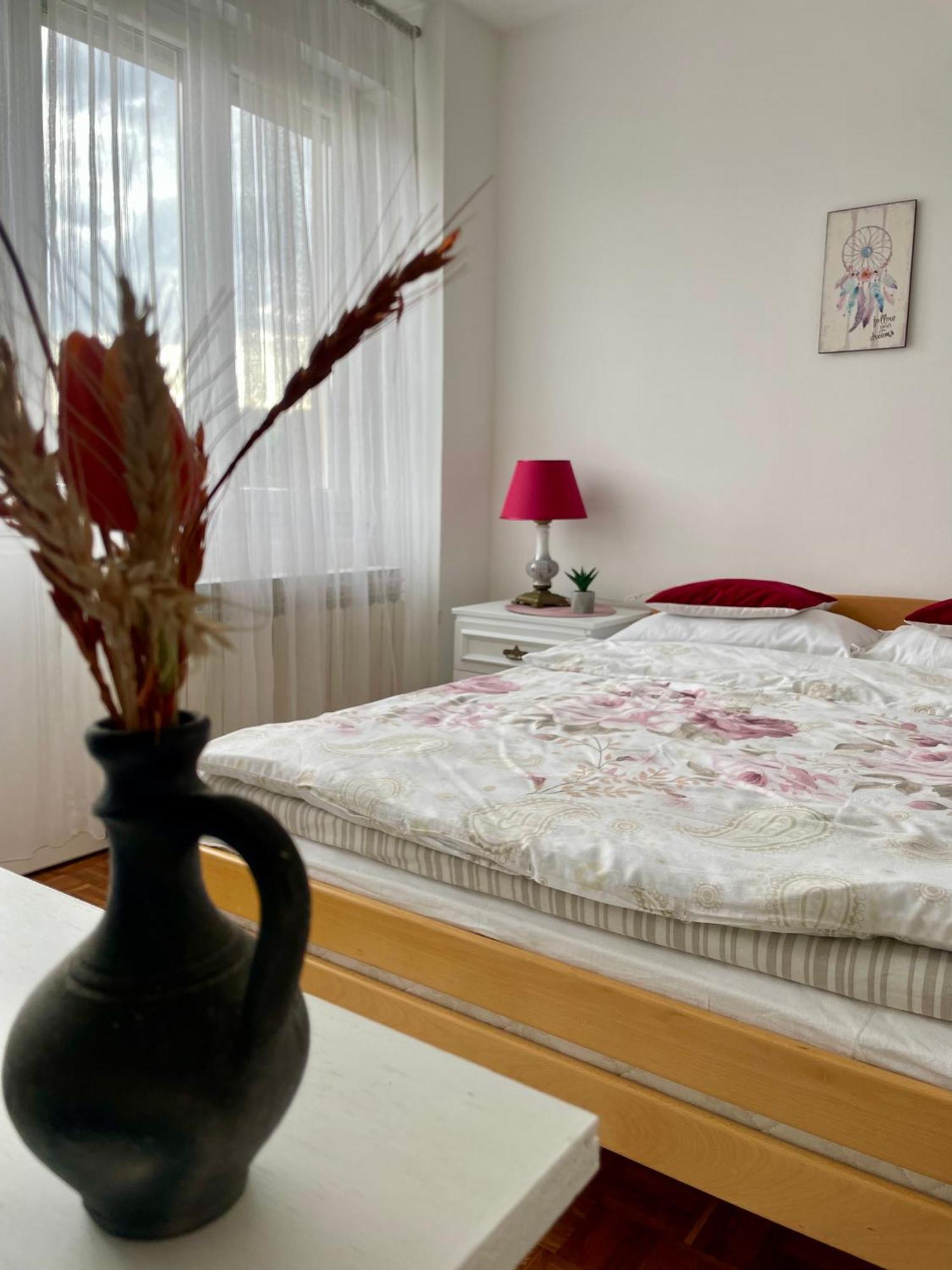 Apartman Maja Баня-Лука Экстерьер фото